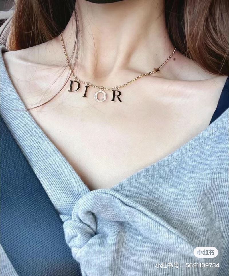 chr1st1an D10r necklaces